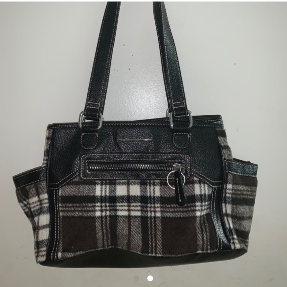 Cute fuzzy checkered shoulder bag